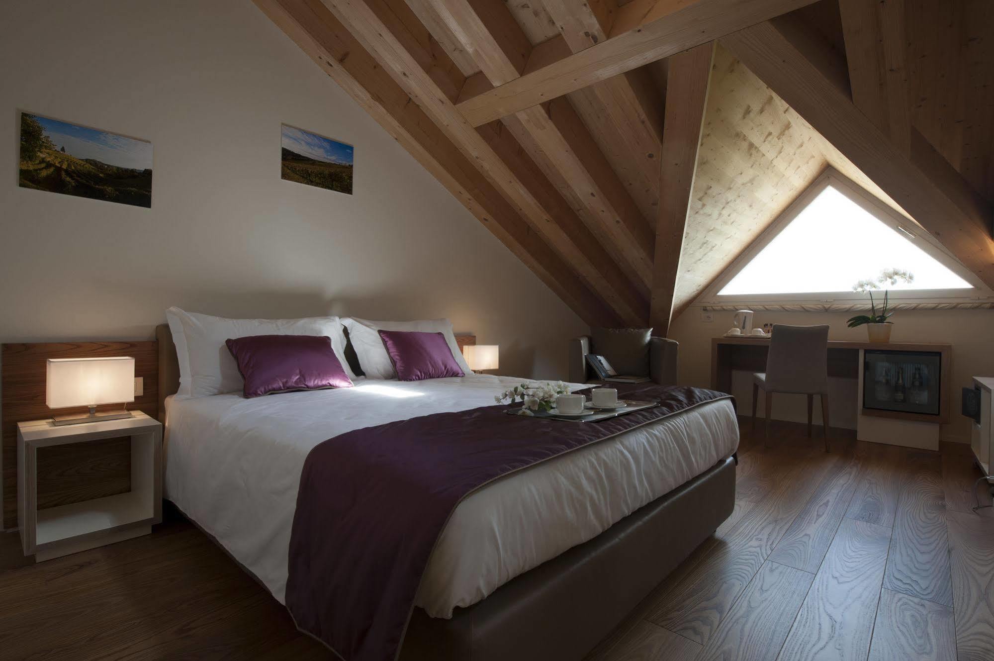 Villa Del Poggio Prosecco Bike Hotel San Pietro Di Feletto Dış mekan fotoğraf